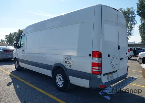 2011 Mercedes-Benz Sprinter 2500 High Roof из США, поврежденный, VIN WD3PE8CB4B5565573